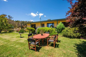 Idyllic Farm Stay Seclusion at Ithaca Cottage, Mudgee